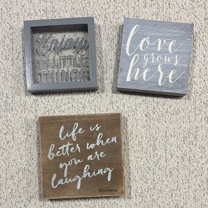 Gray and Brown Wall Decor Set